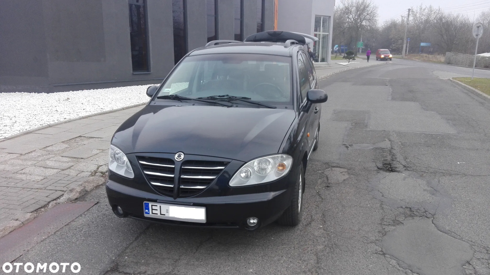 SsangYong/KGM Rodius 270 Xdi Exclusive - 3