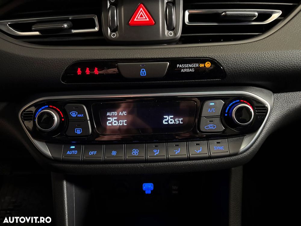 Hyundai i30 - 18