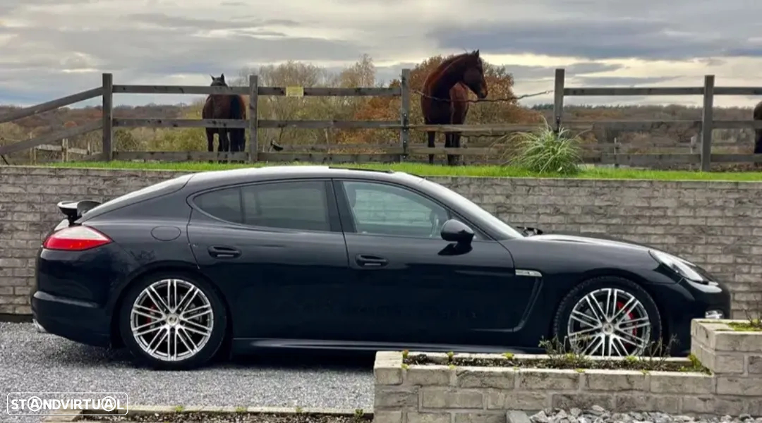 Porsche Panamera Platinum Edition - 6