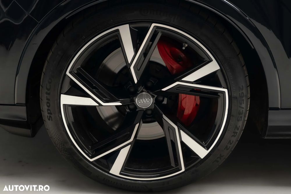 Audi SQ7 - 7