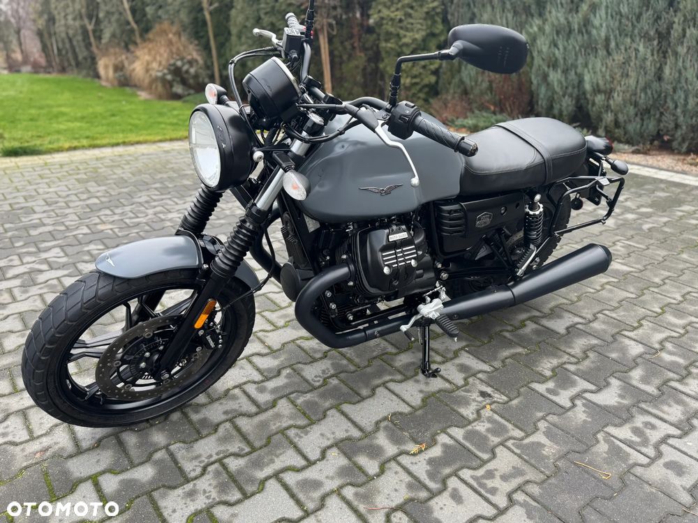 Moto Guzzi V7 - 9