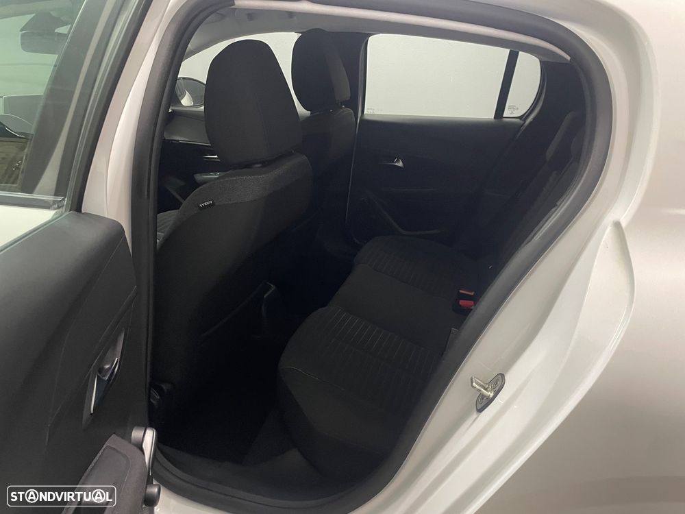 Peugeot 208 PureTech 75 Active Pack - 11