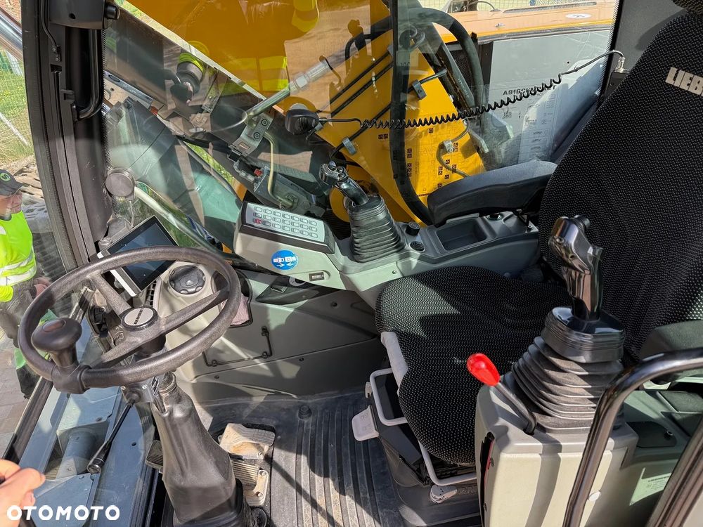 Liebherr 916 Compact - 6