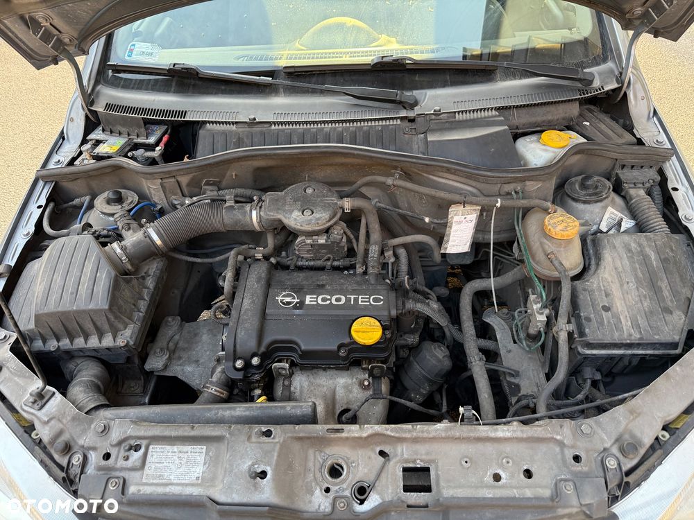 Opel Corsa - 12