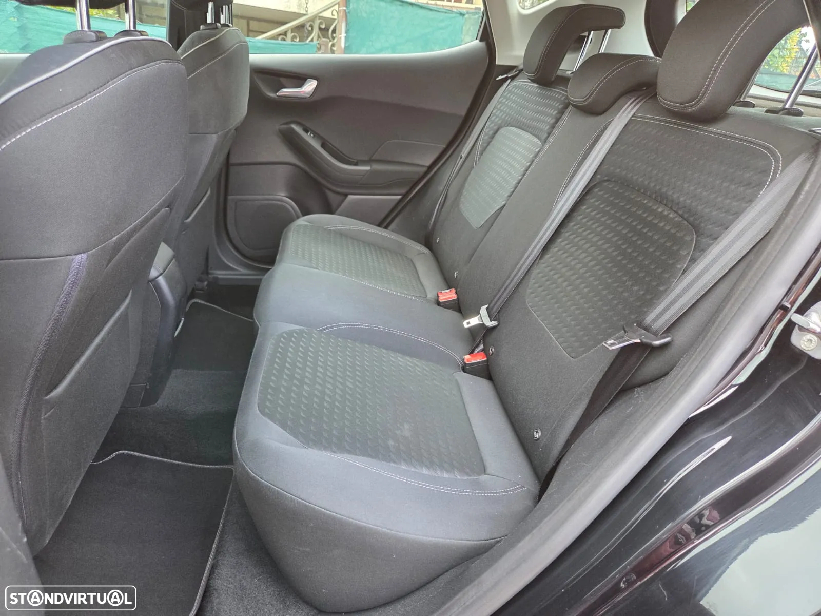 Ford Fiesta 1.1 Ti-VCT Business - 14