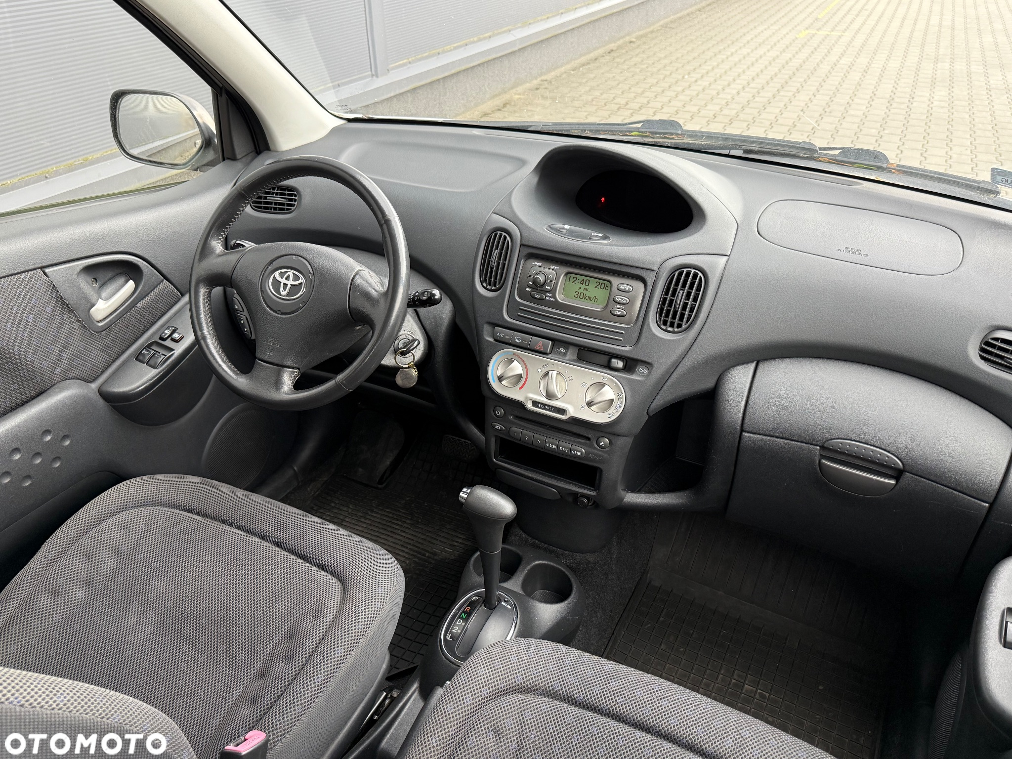 Toyota Yaris Verso 1.3 Automatik Sol - 9