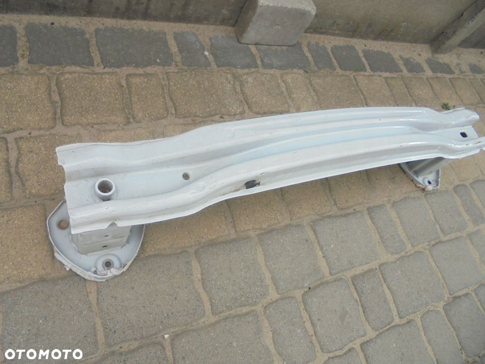 opel mokka lift 16r> - belka tylna - 2