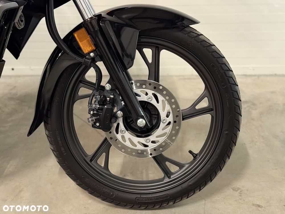 Honda CB - 11