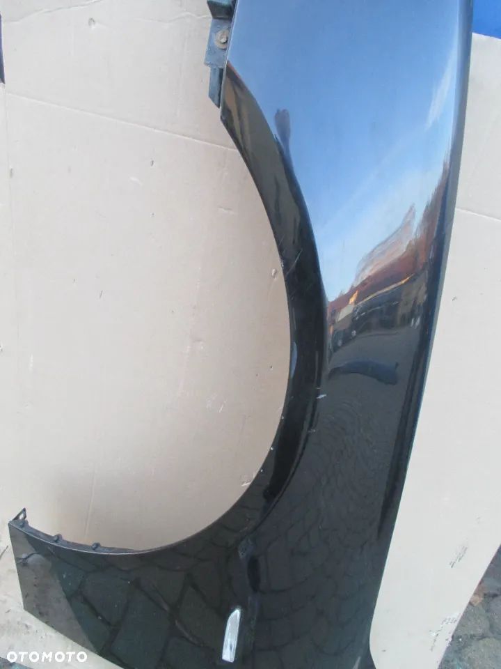 błotnik lewy BMW E65 bez rdzy - 2