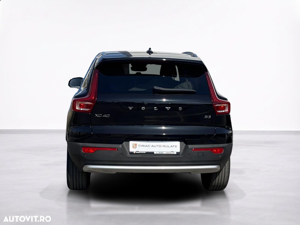 Volvo XC 40 B3 AT FWD MHEV Core - 4