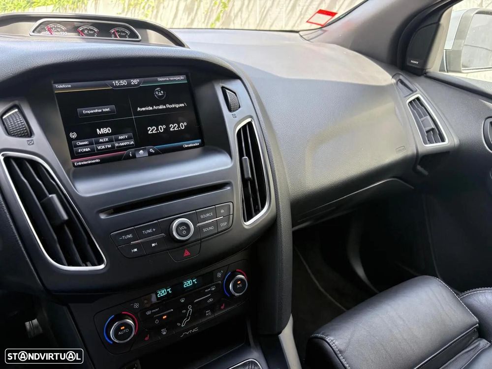 Ford Focus 2.0 EcoBoost ST c/ Pack Pele Desportiva - 49