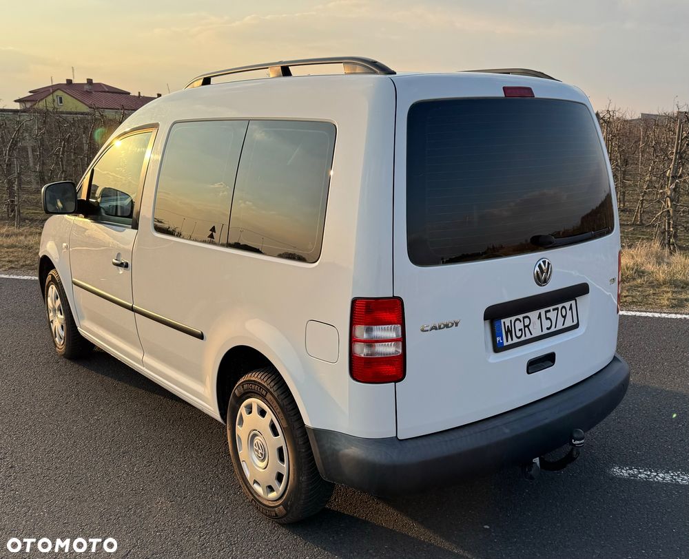 Volkswagen Caddy 1.6 TDI - 17