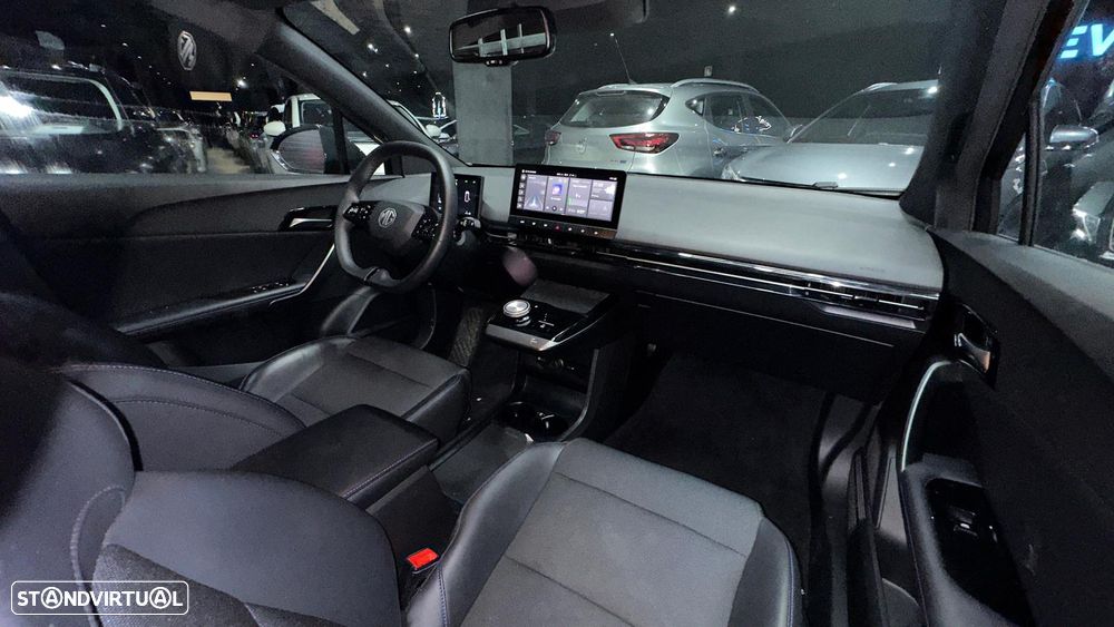 MG MG4 77 kWh Extended Range Luxury - 20