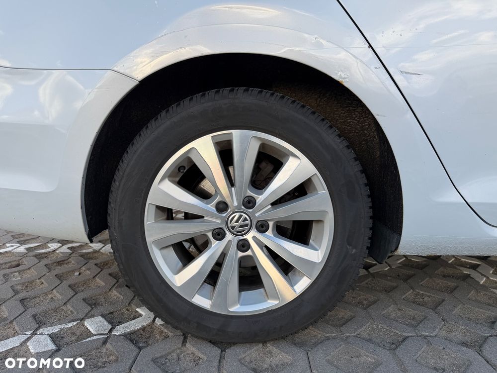 Volkswagen Golf 1.6 TDI BMT Comfortline - 8