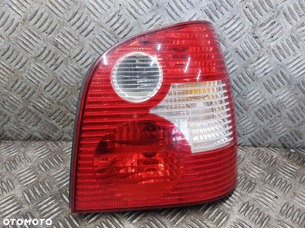 LAMPA PRAWY TYŁ VOLKSWAGEN POLO IV HB 5D 6Q6945096B - 1