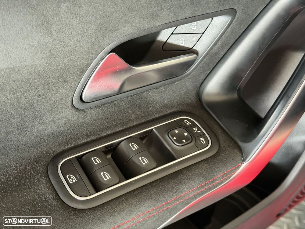 Mercedes-Benz A 180 7G-DCT AMG Line Advanced Plus - 15