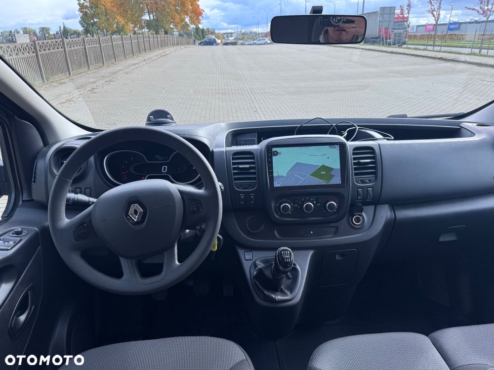 Renault Trafic - 11