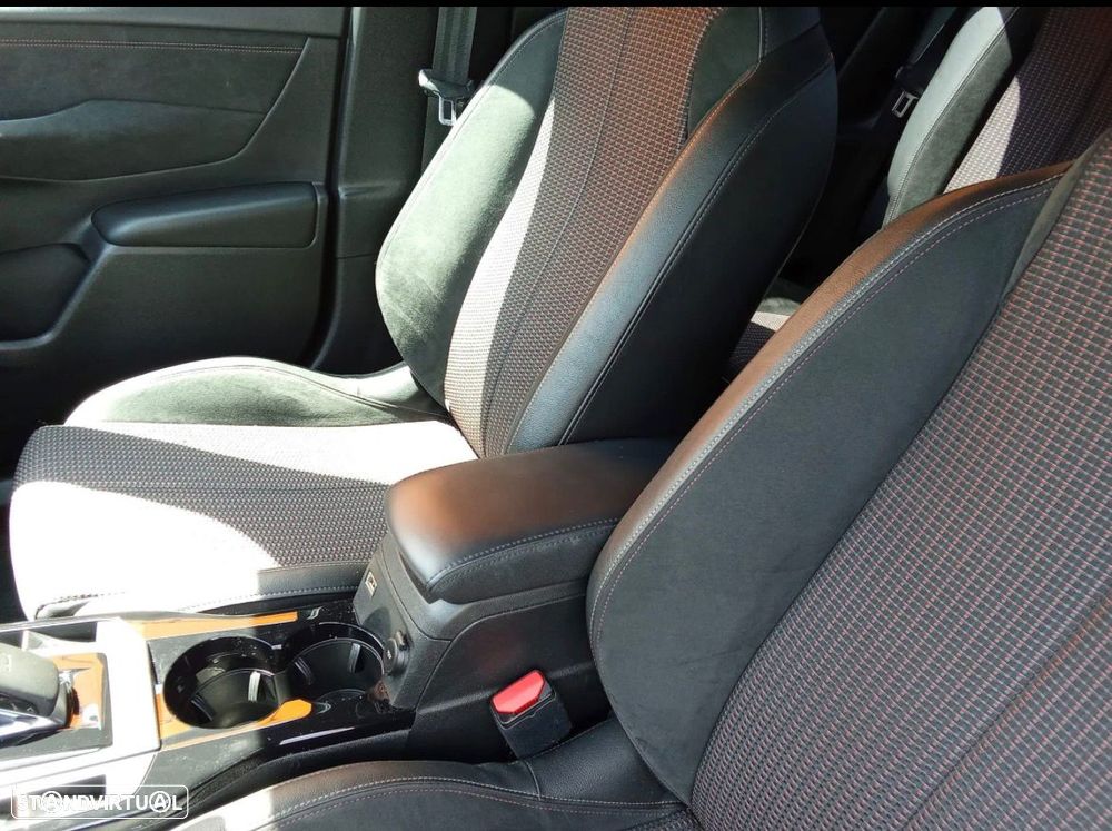 DS DS3 Crossback E-Tense Performance Line - 11