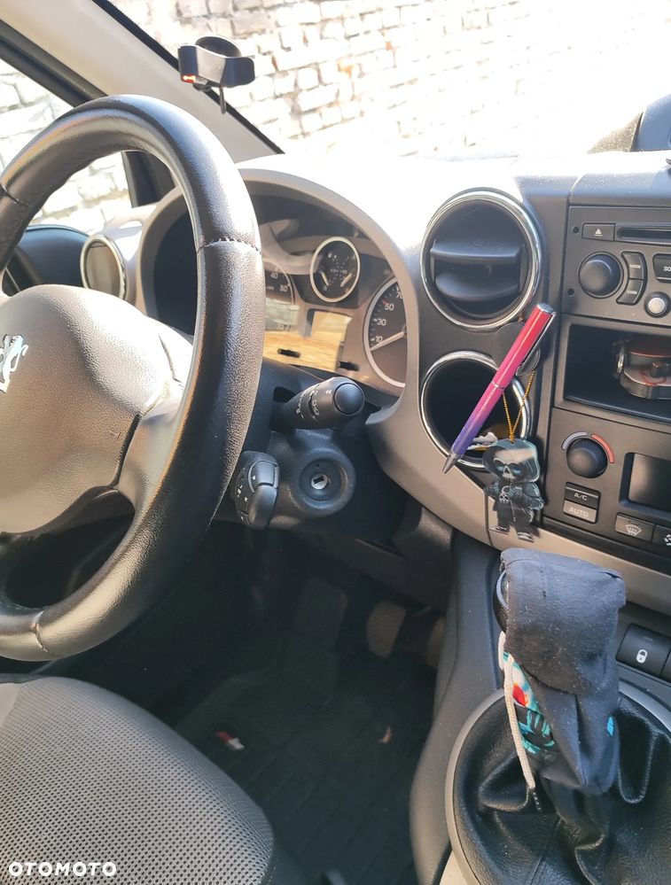 Peugeot Partner 120 VTi Premium - 19