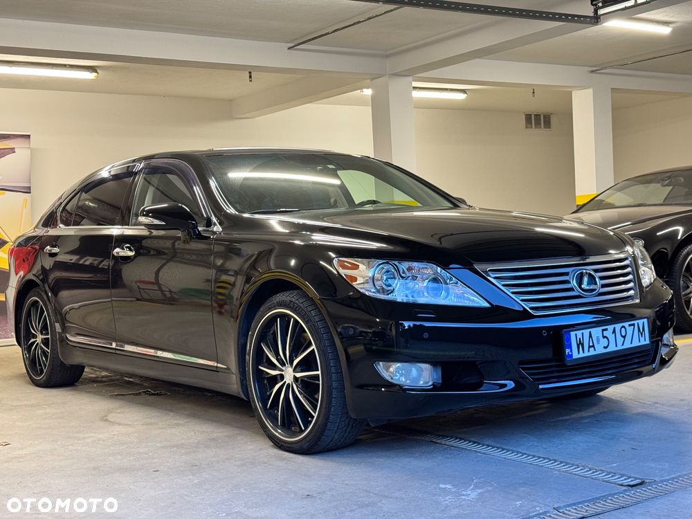 Lexus LS - 5