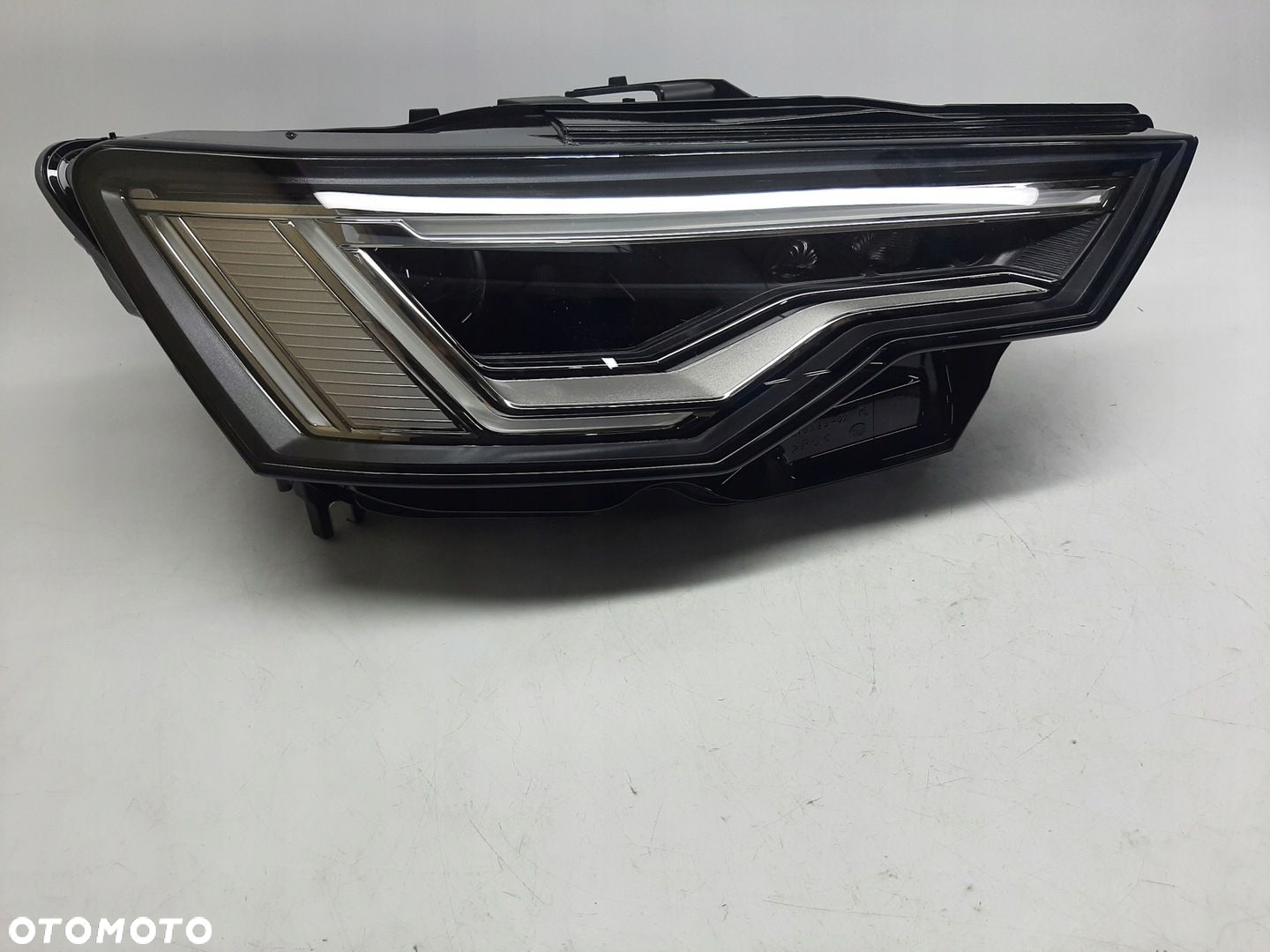 Audi A6 C8 2017- Reflektor Lampa Przód Prawy Full LED 4K0941040 - 3