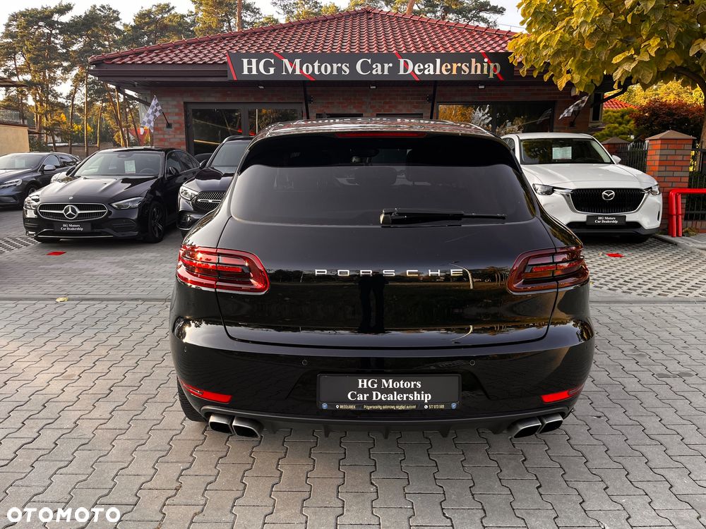Porsche Macan Turbo PDK - 12