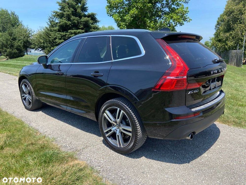 Volvo XC 60 T6 AWD Momentum - 3