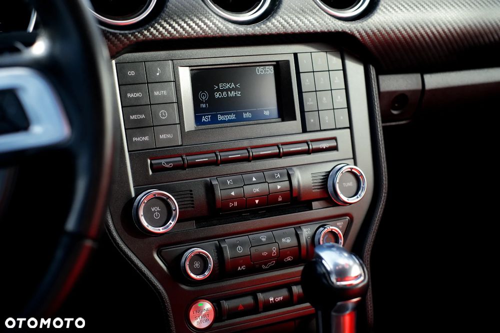 Ford Mustang Fastback 2.3 Eco Boost - 27