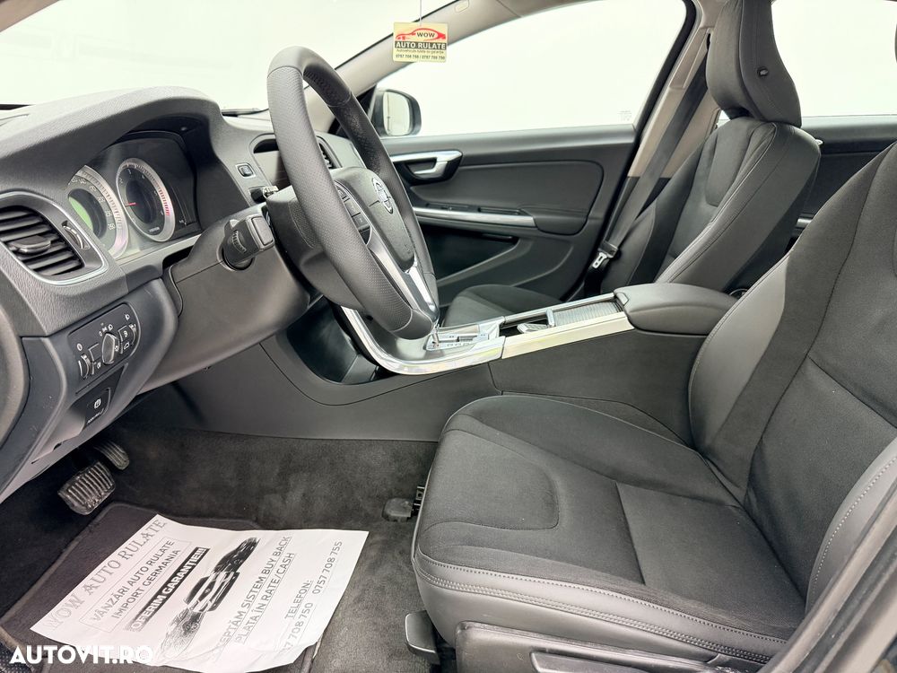 Volvo S60 D3 Geartronic Momentum - 9
