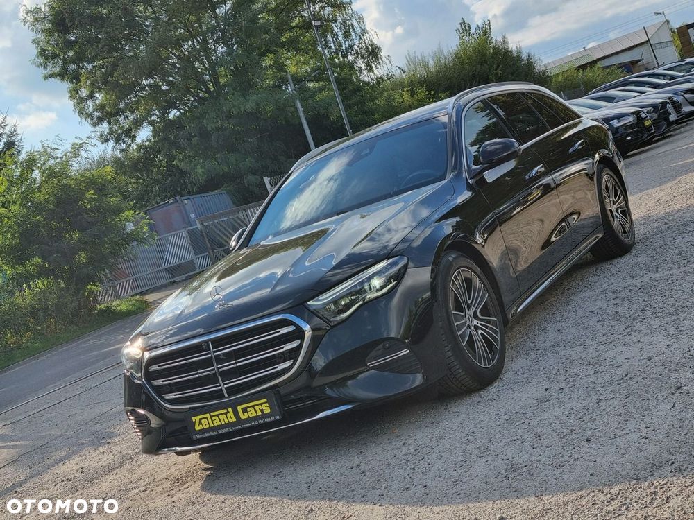 Mercedes-Benz Klasa E 220 d mHEV Exclusive 9G-Tronic - 1