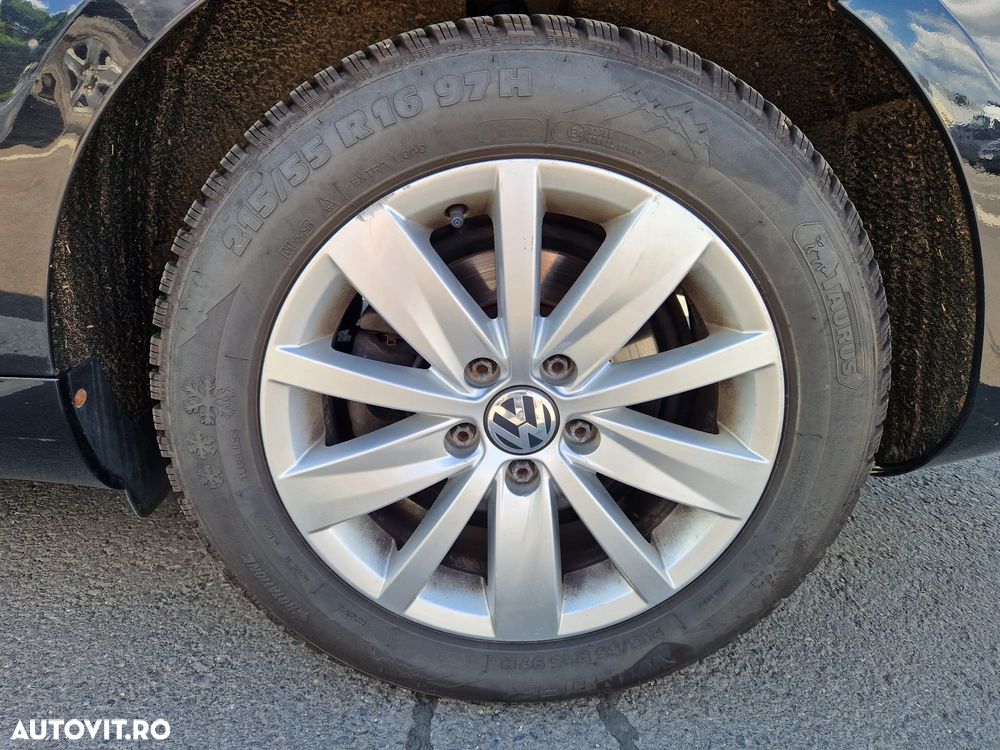 Volkswagen Passat 1.6 TDI BlueMotion Technology Comfortline - 12