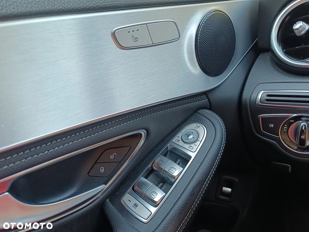 Mercedes-Benz Klasa C 180 7G-TRONIC Exclusive - 22