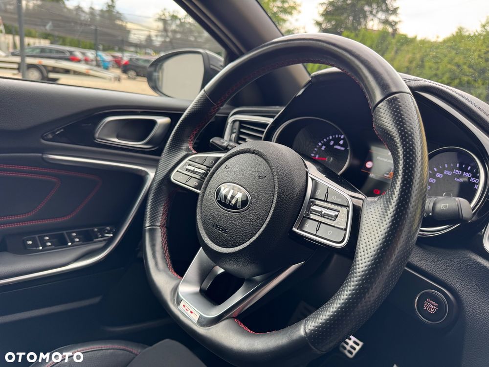 Kia ProCeed 1.6 T-GDI OPF GT - 17