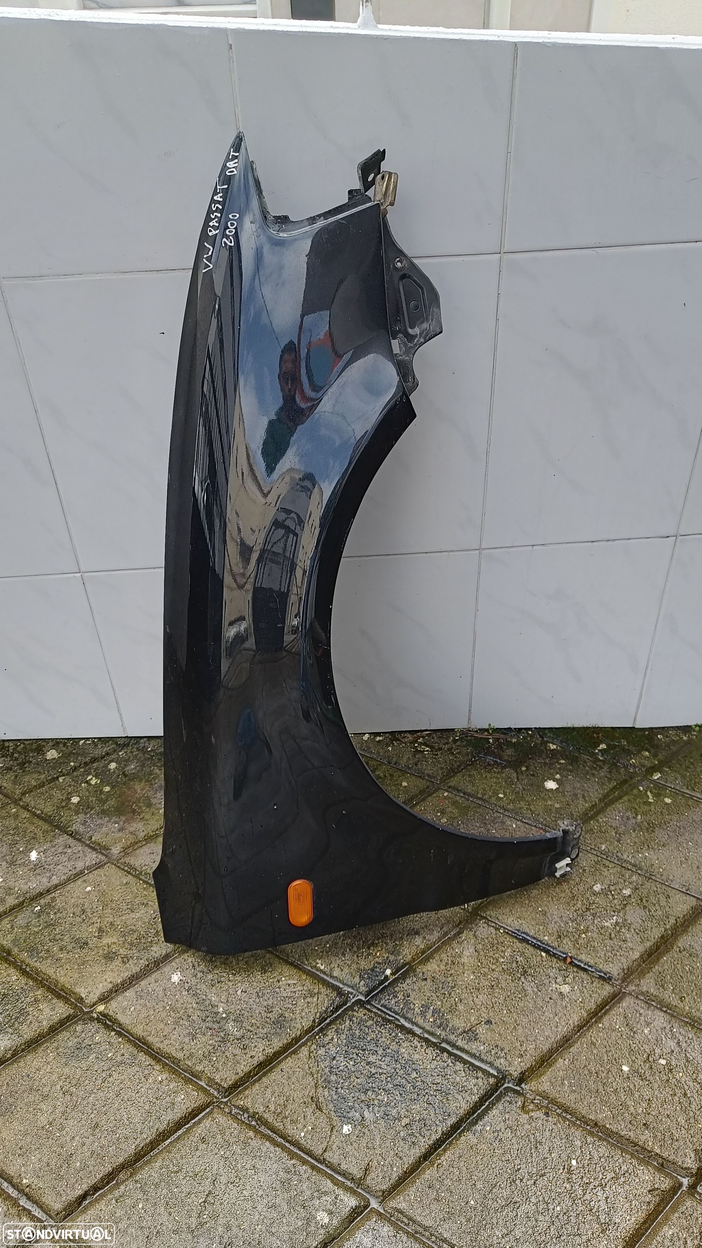 guarda lamas direito VW Passat B5 2000 - 1