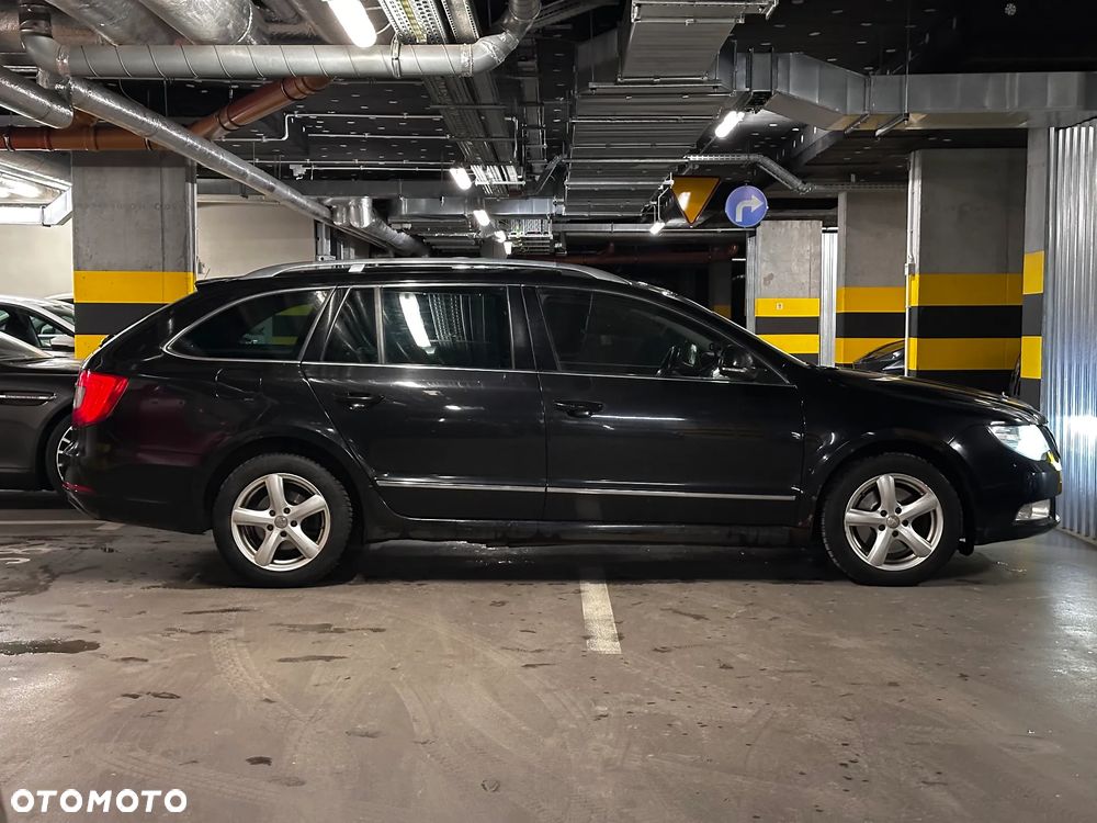 Skoda Superb 2.0 TDI 4x4 Elegance DSG - 11