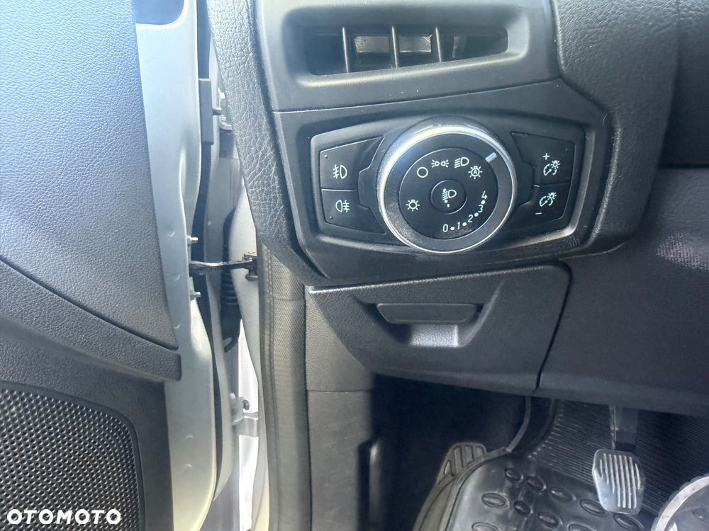 Ford Focus - 26