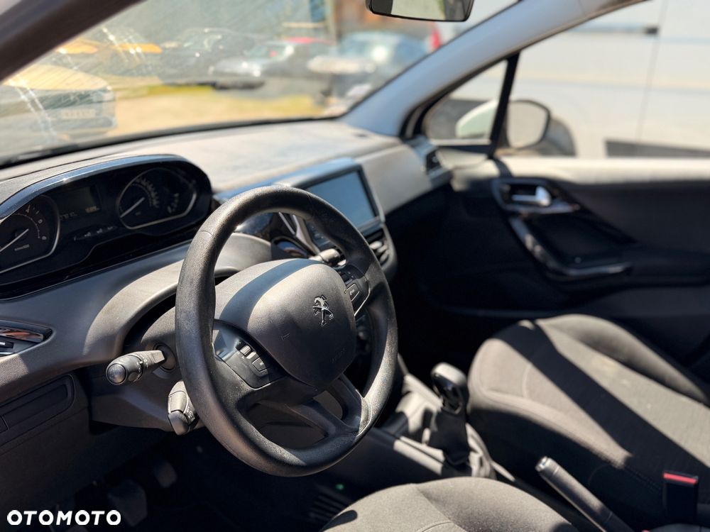 Peugeot 208 BlueHDi 100 Active Pack - 19