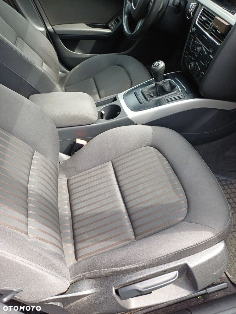 Audi A4 Limousine - 9