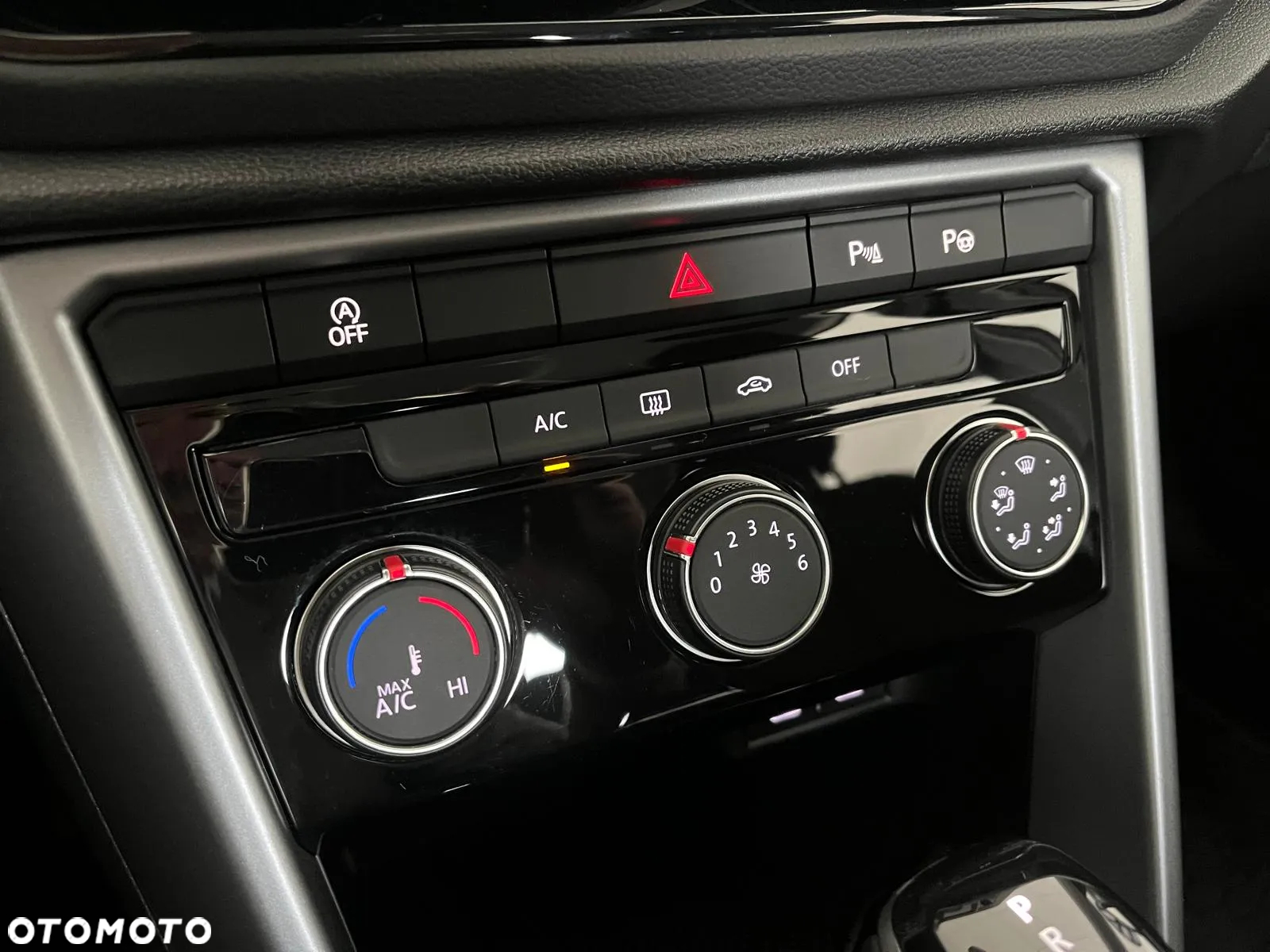 Volkswagen T-Roc 1.5 TSI Life DSG - 31