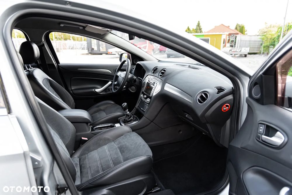 Ford Mondeo 2.0 TDCi Titanium S - 26