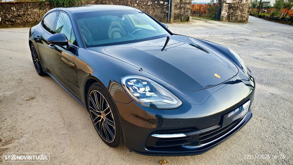 Porsche Panamera 4 E-Hybrid - 6