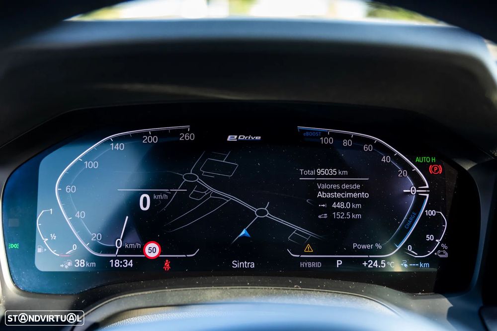 BMW 330 e Pack M Auto - 25