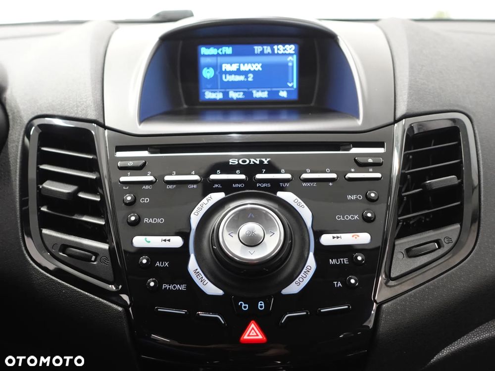 Ford Fiesta 1.0 EcoBoost Titanium - 31