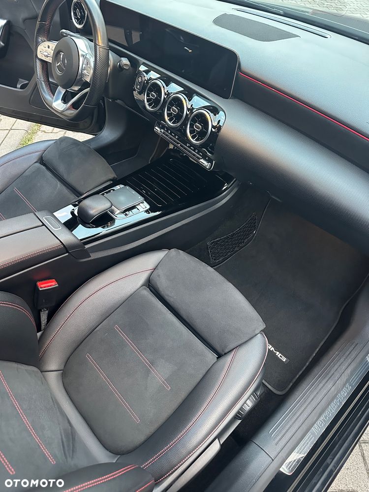 Mercedes-Benz Klasa A 200 AMG Line 7G-DCT - 25