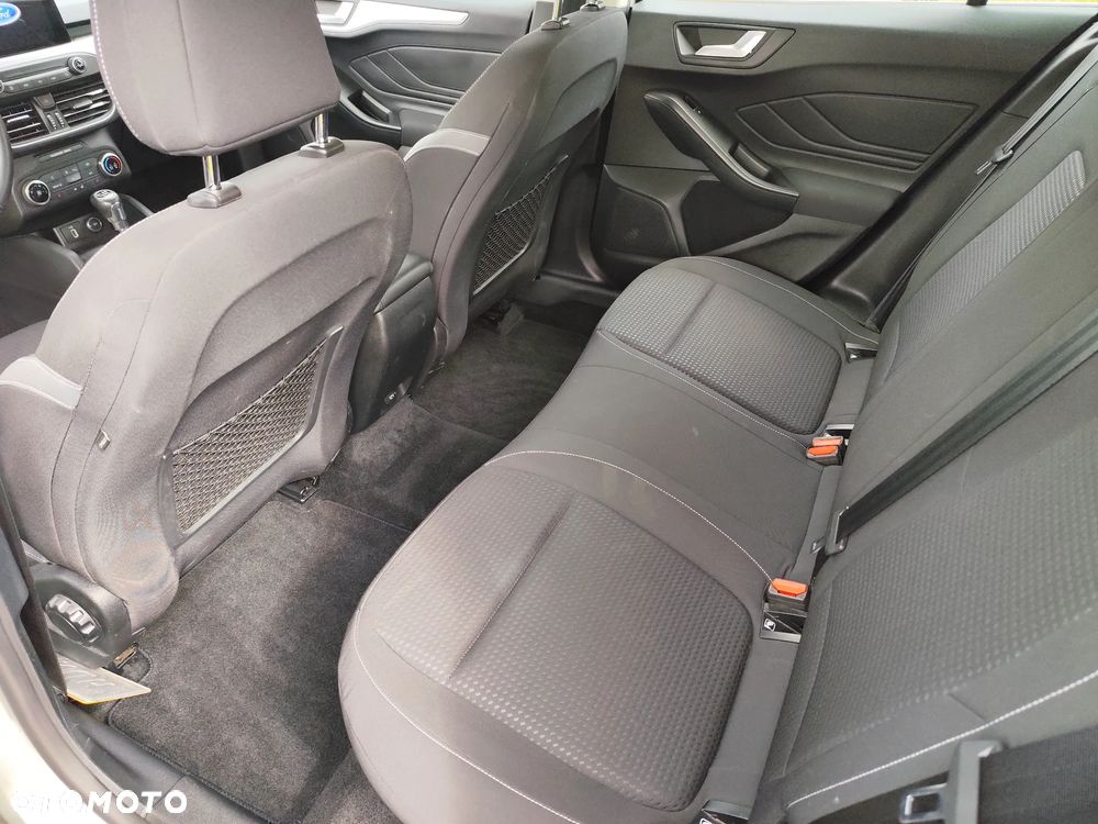Ford Focus 1.5 TDCi Trend Sport - 10