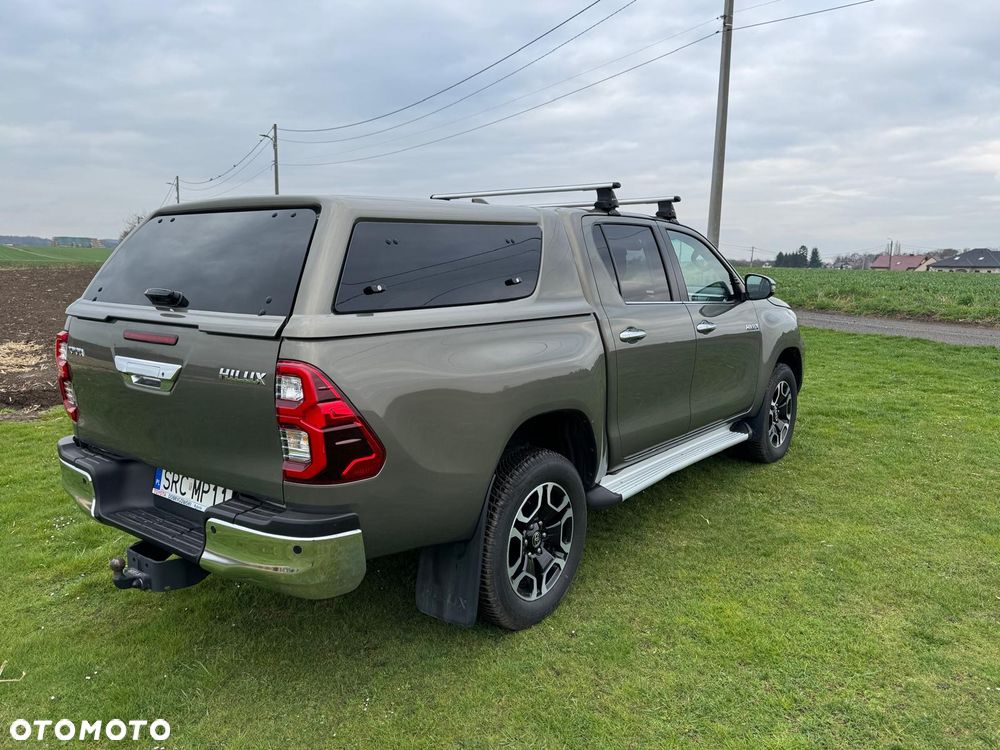 Toyota Hilux 2.8 D-4D Double Cab SR5 4x4 - 2