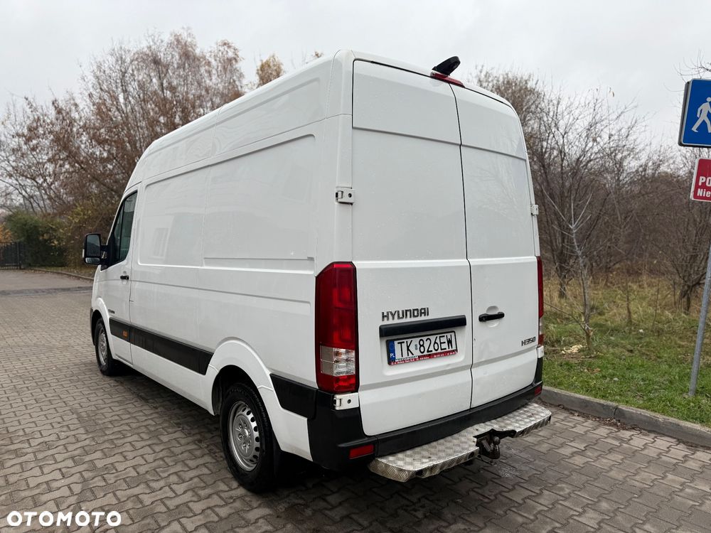 Hyundai H350 - 4