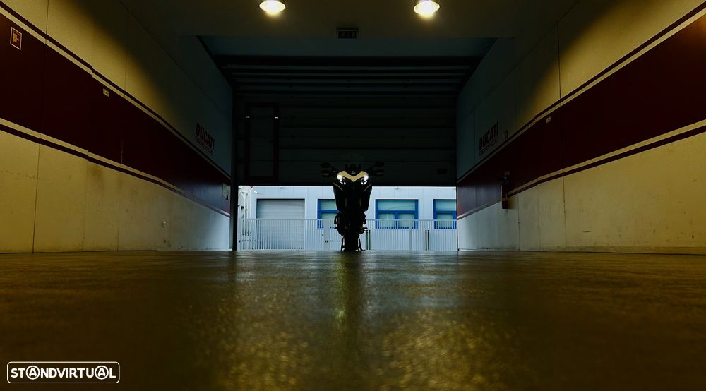 Ducati Multistrada 950 S SW GP White - 16