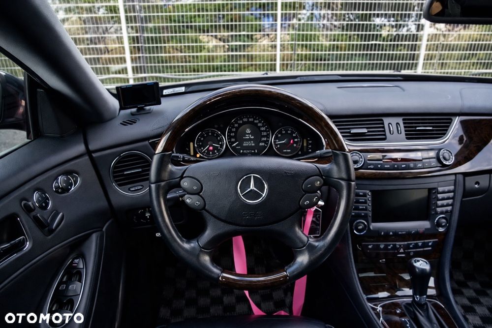 Mercedes-Benz CLS - 8