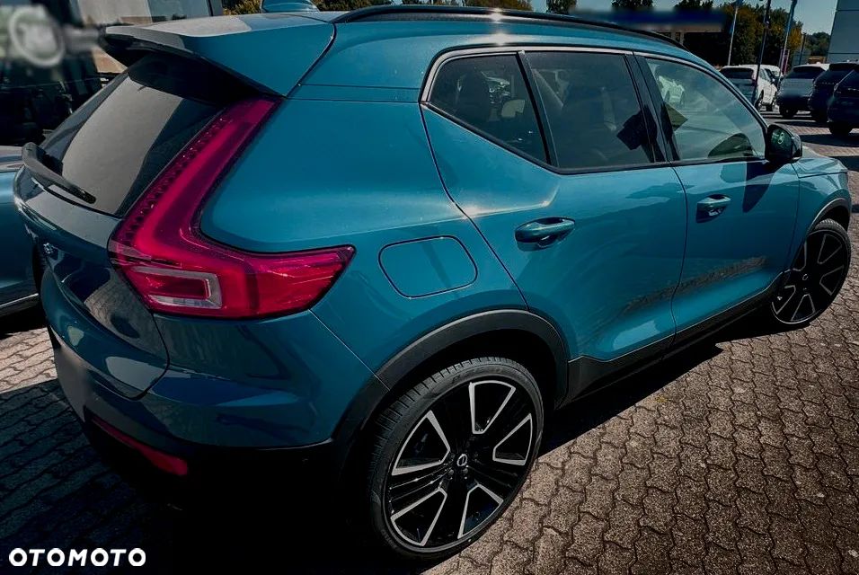 Volvo XC 40 B4 B AWD DKG Inscription - 11